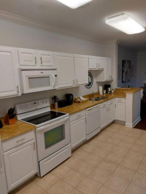 Cozy condo near Disney Parks